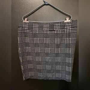 18/20 Lane Bryant Skirt